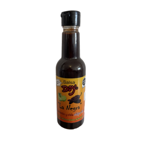 Salsa la negra con limon y chile habanero